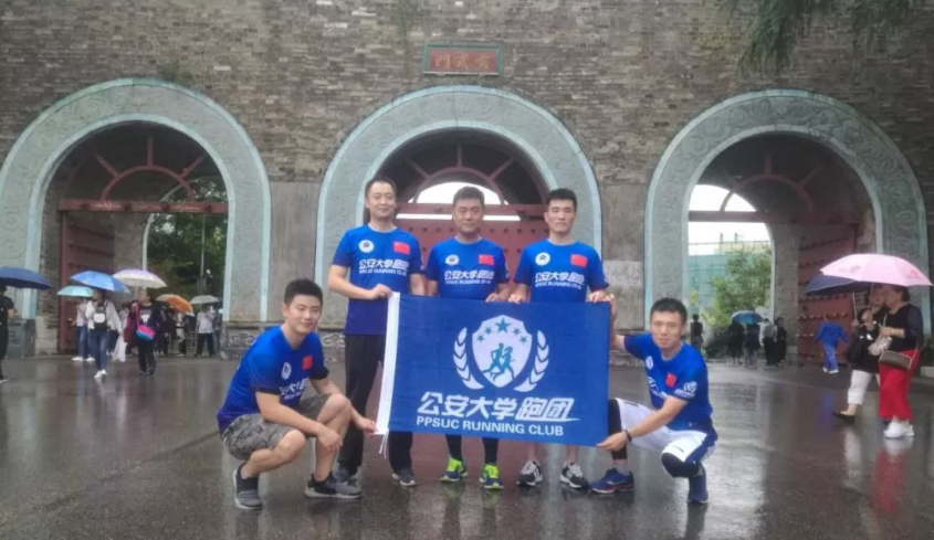 1575189485445809.png blob.png