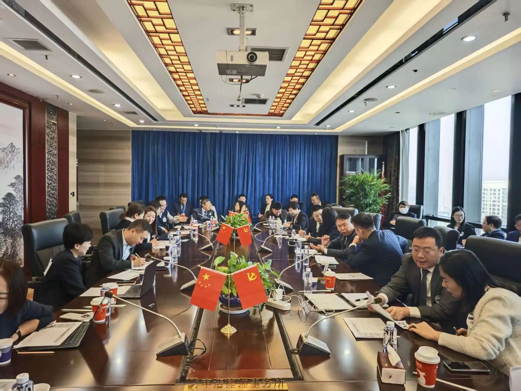 1763455424614233.jpg 3e7a8cce606fc929863a0a4eb5865a26.jpg